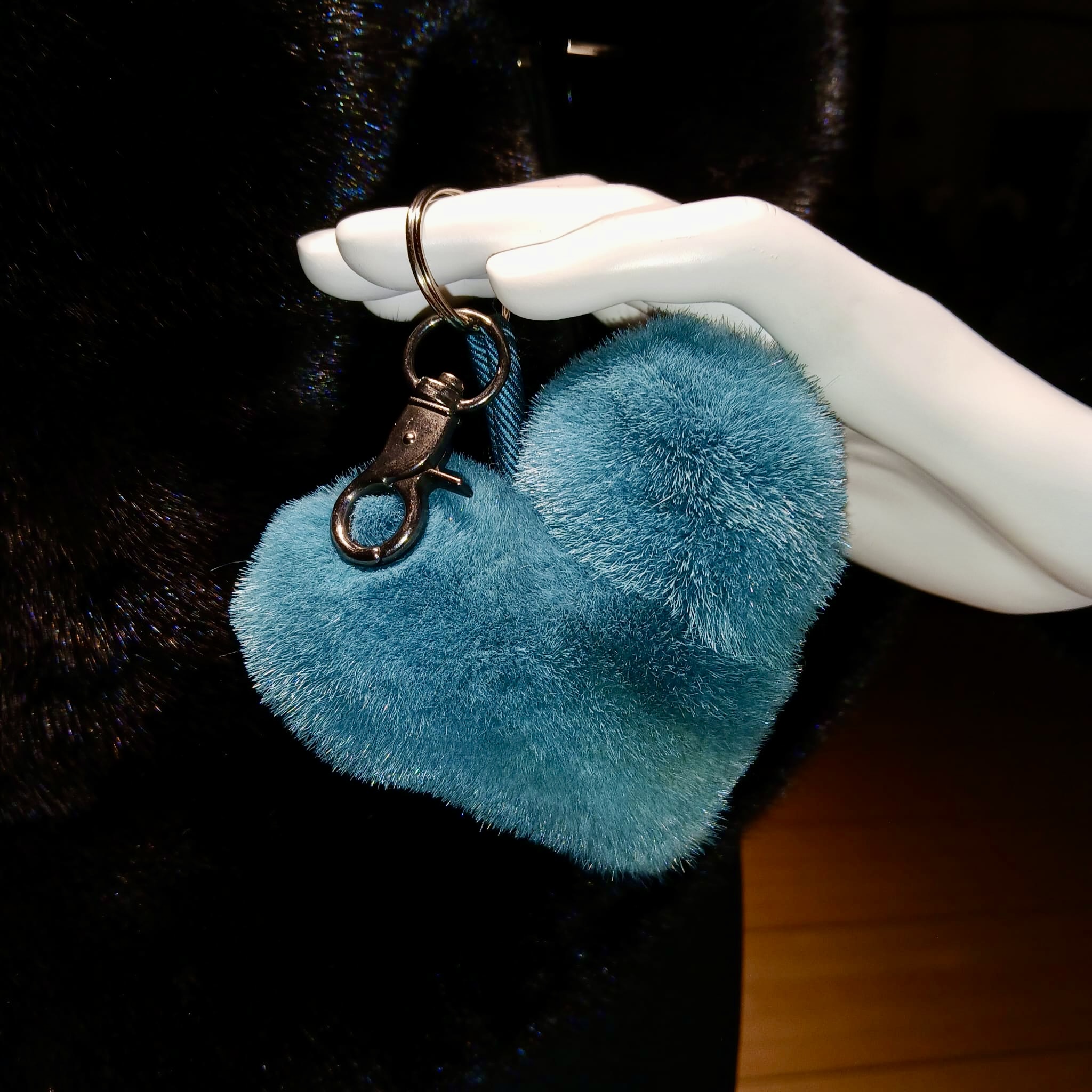 ULMODA Hamburg Blankenese Nerz Herzanhänger